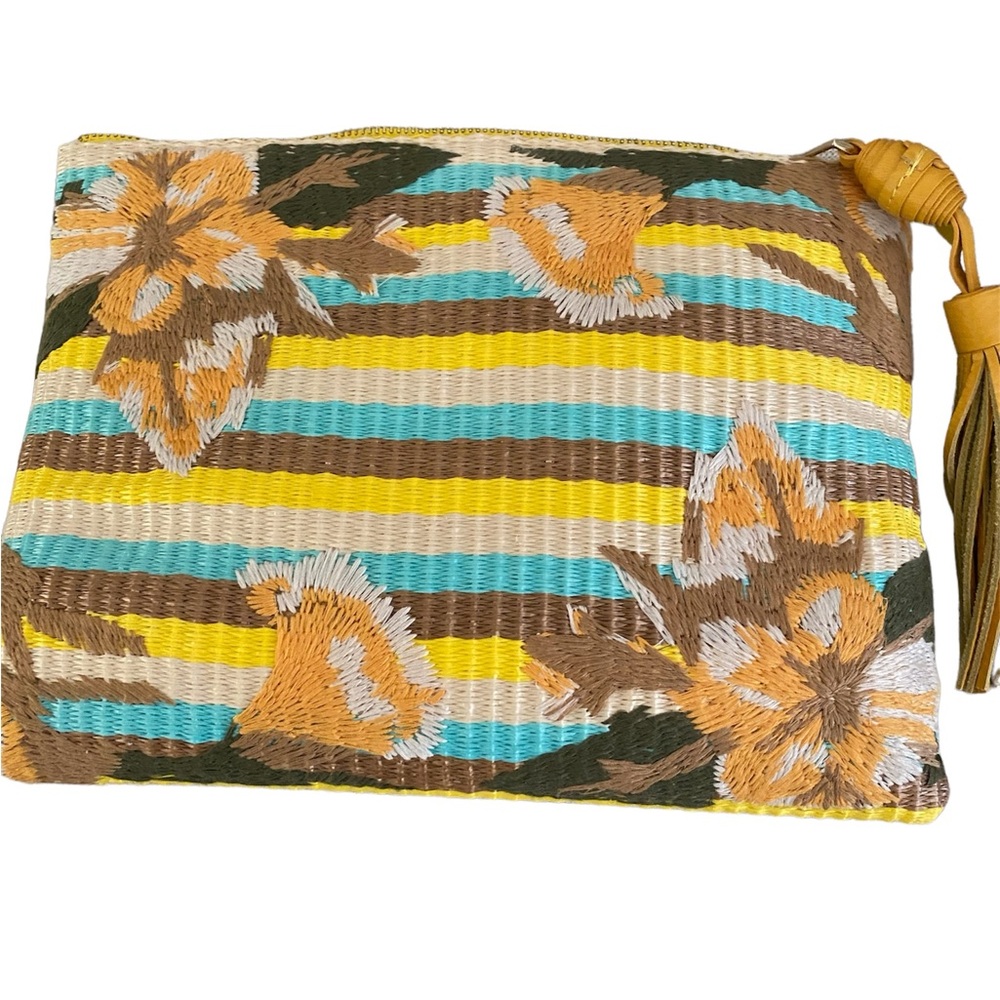 Sam Edelman nwot embroidered straw clutch